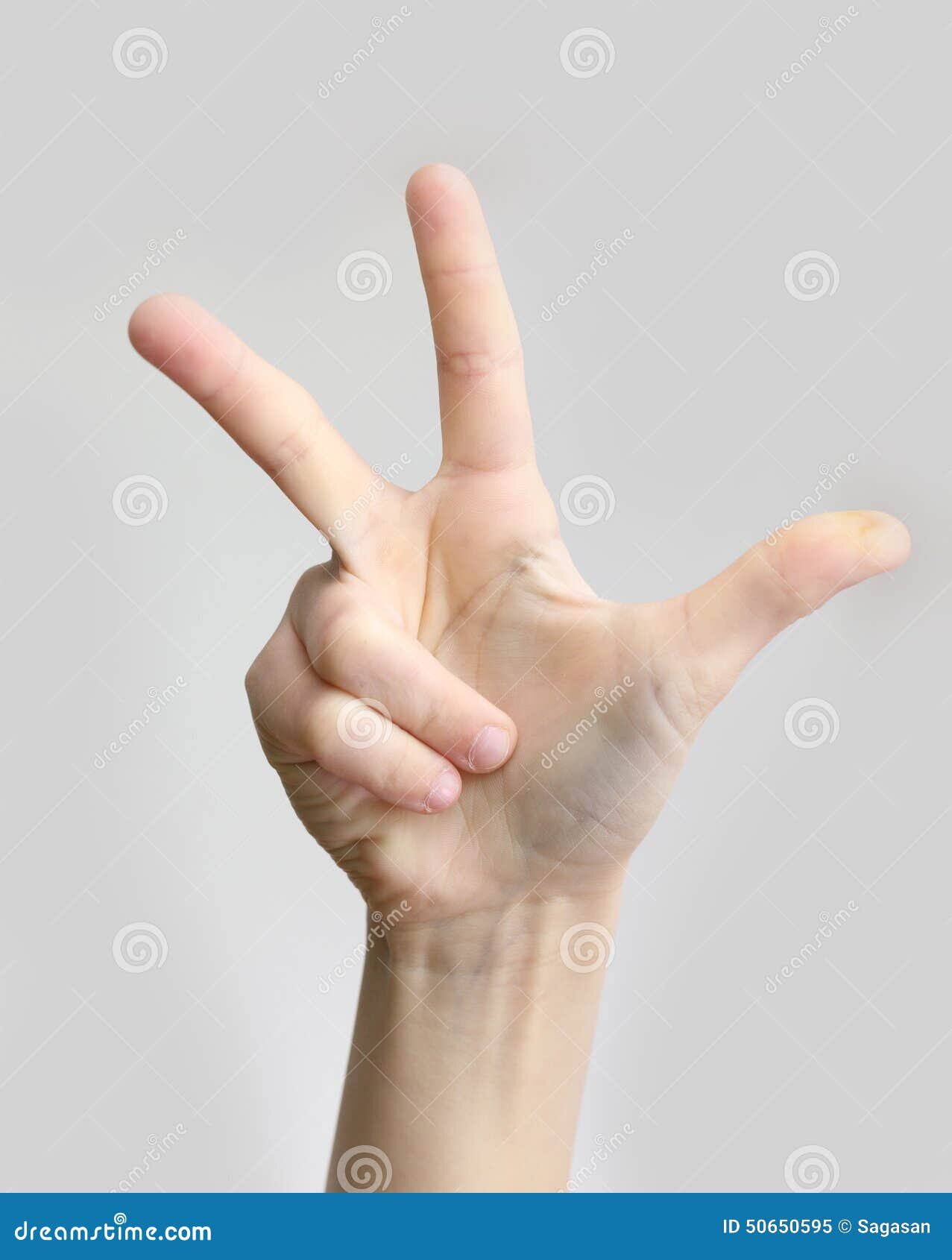 3 .. dedos no solo al acosador