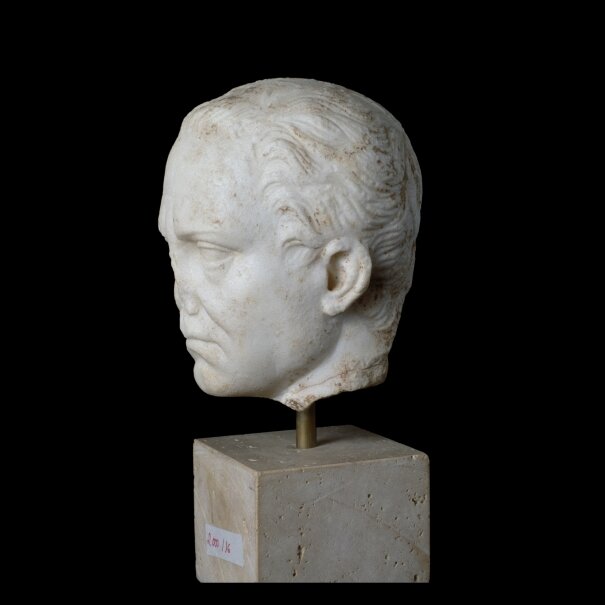 Afirma que su única obligación es "agotar la lexislatura" luego de presentar las notas al Congreso Popular