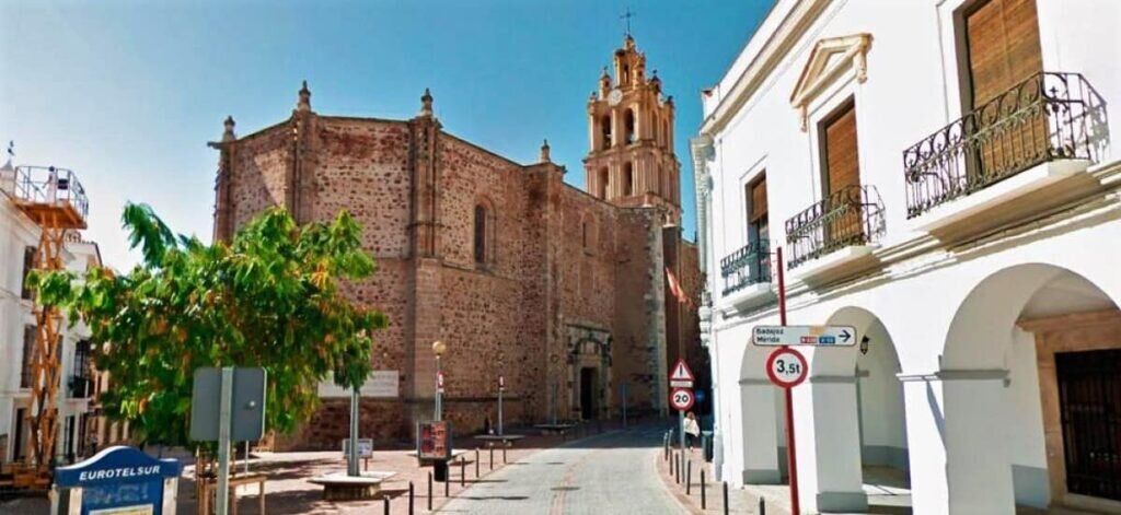 Almendralejo.  La Zona Giovani acoge esta semana talleres y una exposición para dar a conocer esta forma de producción