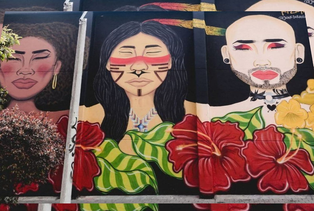 CARTELES CONTRA ÉL Y SU HERMANO