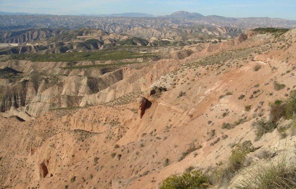 CATÁLOGO DE LUGARES DE INTERÉS GEOLÓGICO