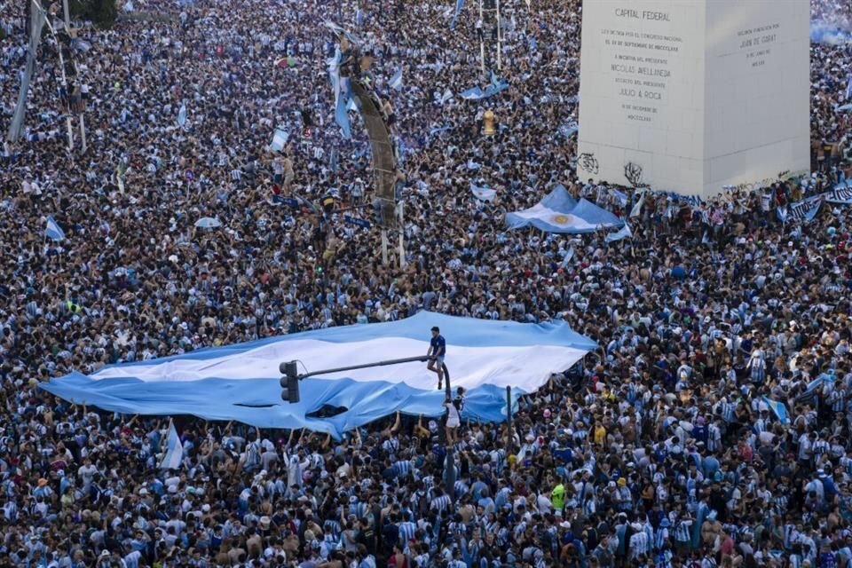 DENUNCIA EN BUENOS AIRES