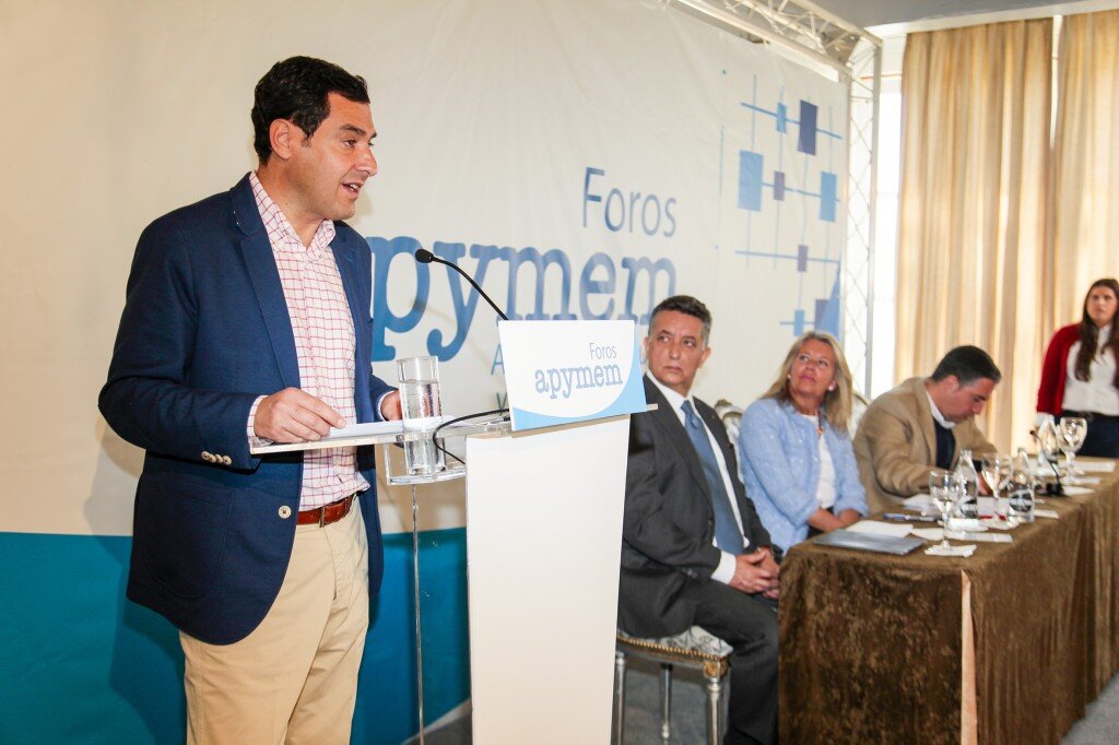 El candidato de Por Andalucía a la presidencia de la junta directiva ha confiado en que las urnas den un resultado basado en una "participación masiva". 