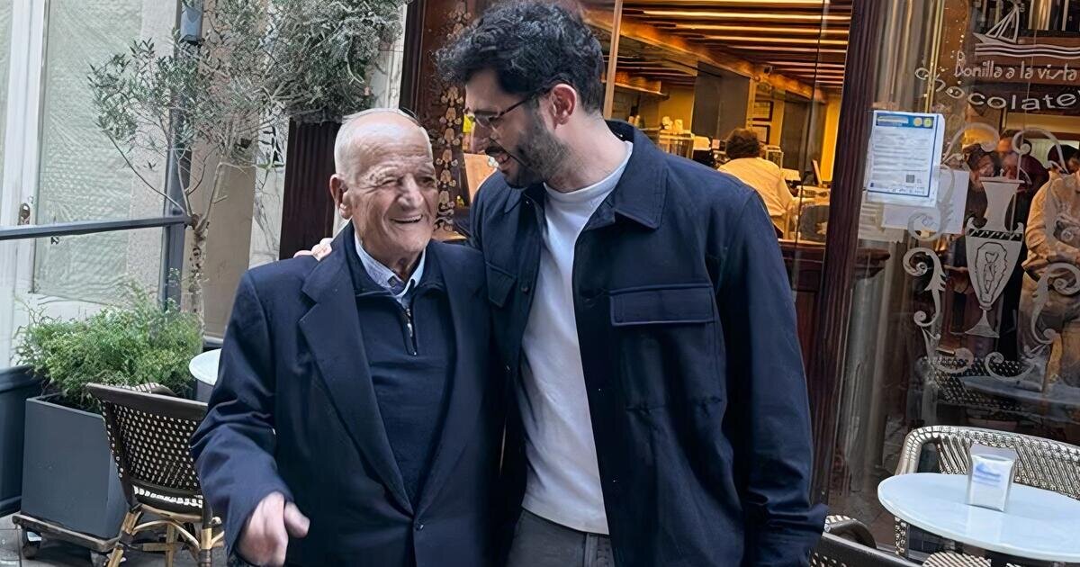 El capitán de Bonilla a la Vista, jubilado hace años, sigue visitando cada semana la fábrica de la patata gallega más internacional