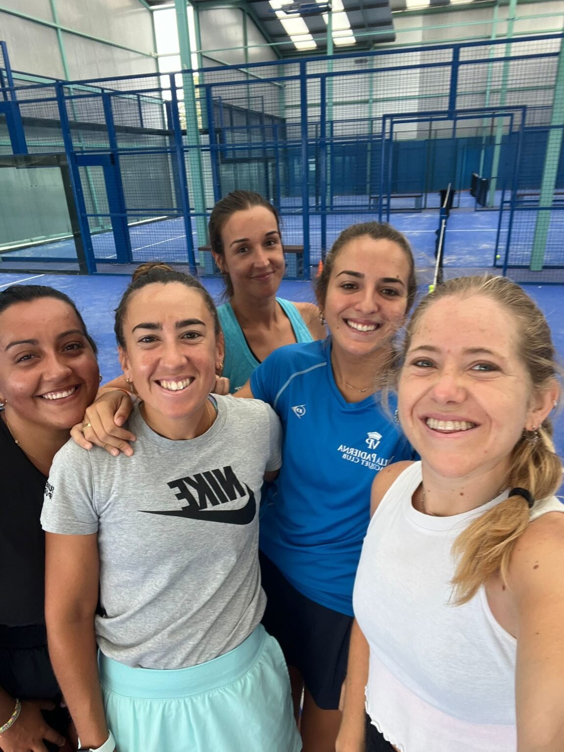 El evento, patrocinado por Olga Parres, premió a doce deportistas y equipos, y se anunció nueva fecha para Sansilvestre