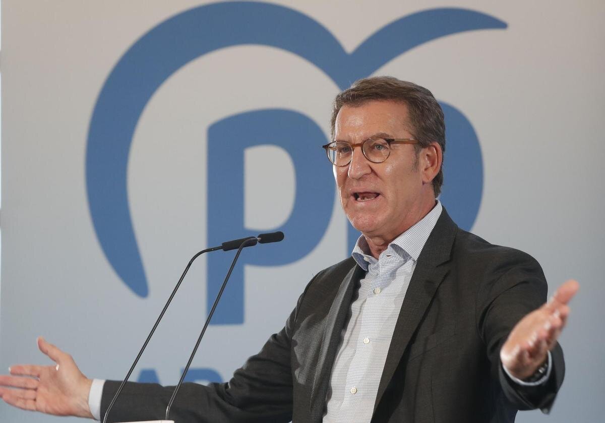 El presidente del PP de Extremadura lamentó que Pedro Sánchez permita que "el Estado sea humillado" por los separatistas catalanes