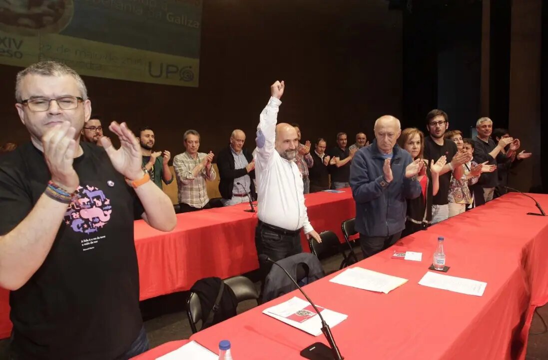 El secretario general de la UPG se distanció de la estrategia de Ana Pontn y lanzó un llamado a la independencia del Congreso