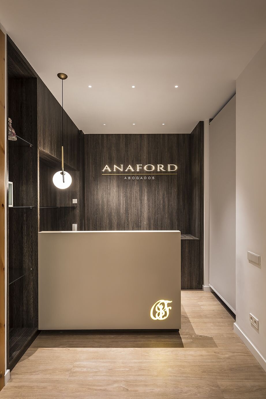 FABREGAT, CASANOVAS Y PEN CATALÀ