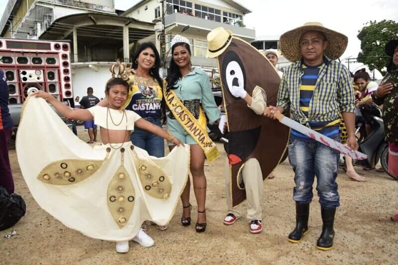 Festa da Castaa e do Cogumelo, en Ris