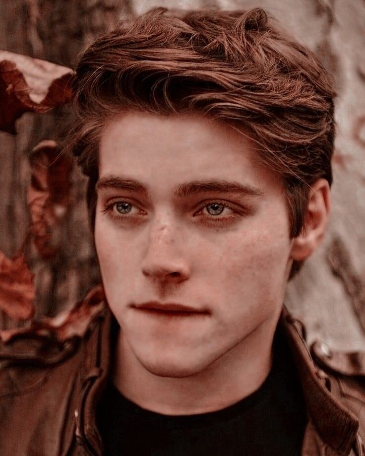 JEREMY TOMÁS