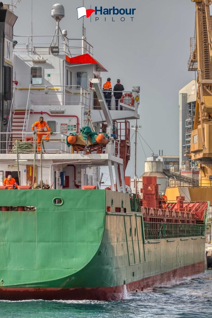 La administración castellana abona 4.128 euros anuales al club náutico Ribadense por la propiedad del barco en el puerto seco