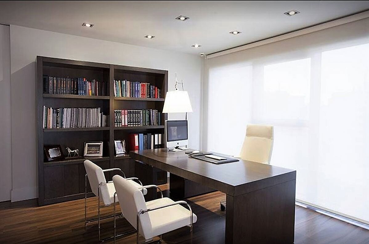 La cita tiene lugar a las 17.00 horas después del Consejo de Ministros.  El 9 de julio, la líder socialista Isabel Díaz recibe a Ayuso