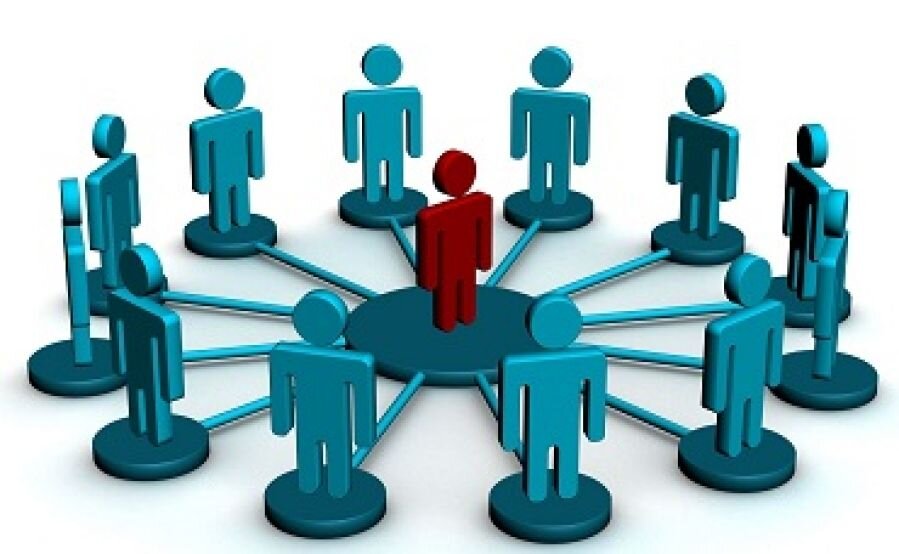 La ministra propone incluir temporalmente a casi 14.000 en dos convocatorias en una primera fase