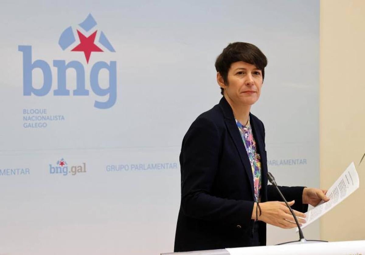 La portavoz del BNG ha anunciado una iniciativa legislativa de O Grove, <span lang="gl">a la zona cero del colapso sanitario de Galiza
