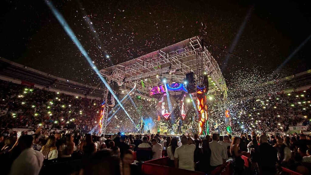 literatura, conciertos y arte