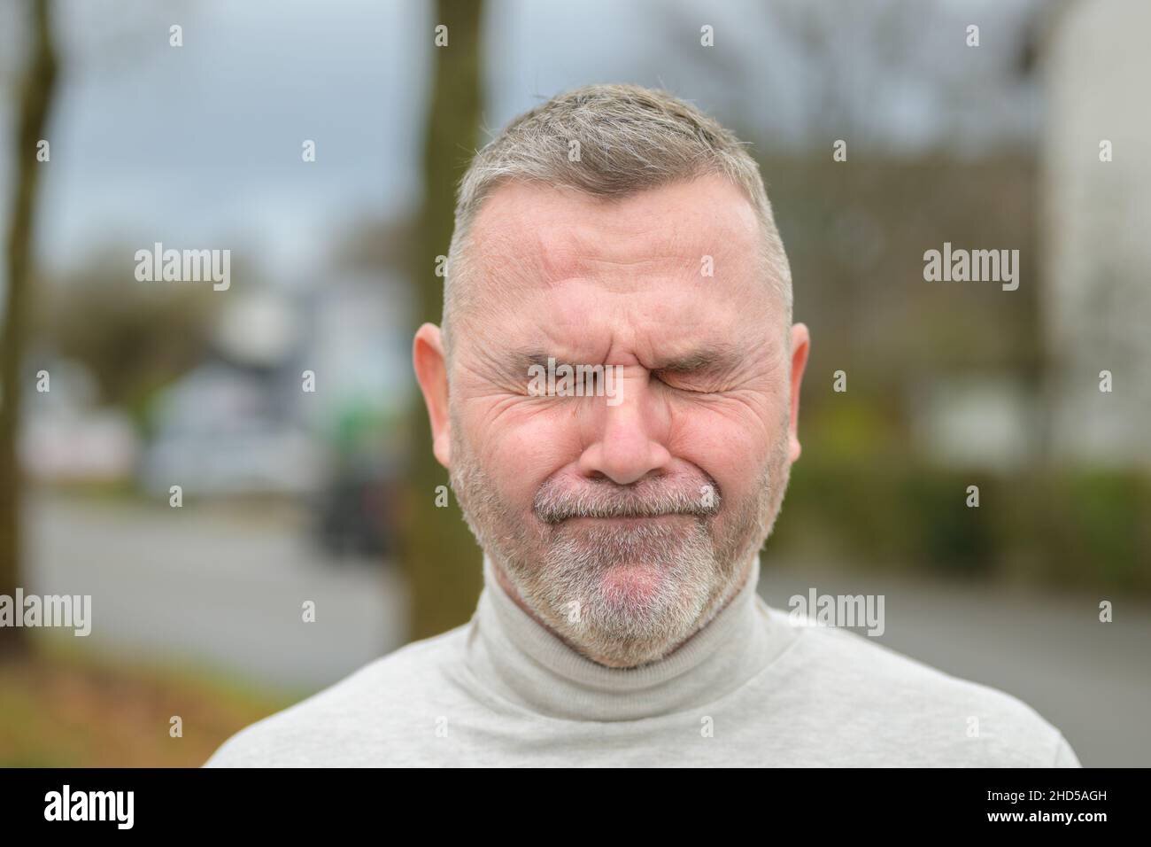 LLEGÓ POR ATAQUE A UN FAMILIAR EN EL HOSPITAL TÜDEL