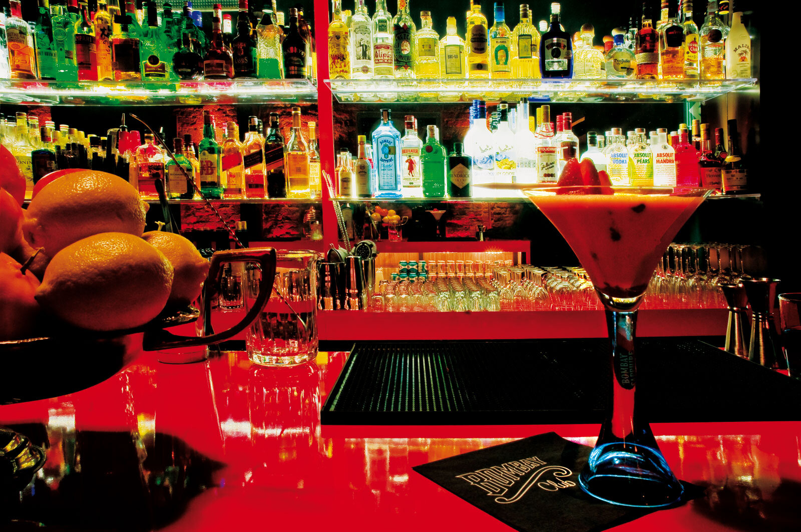 Los bares pueden retrasar el cierre de las 9:00 p.m. a las 10:00 p.m., aunque con cierta flexibilidad