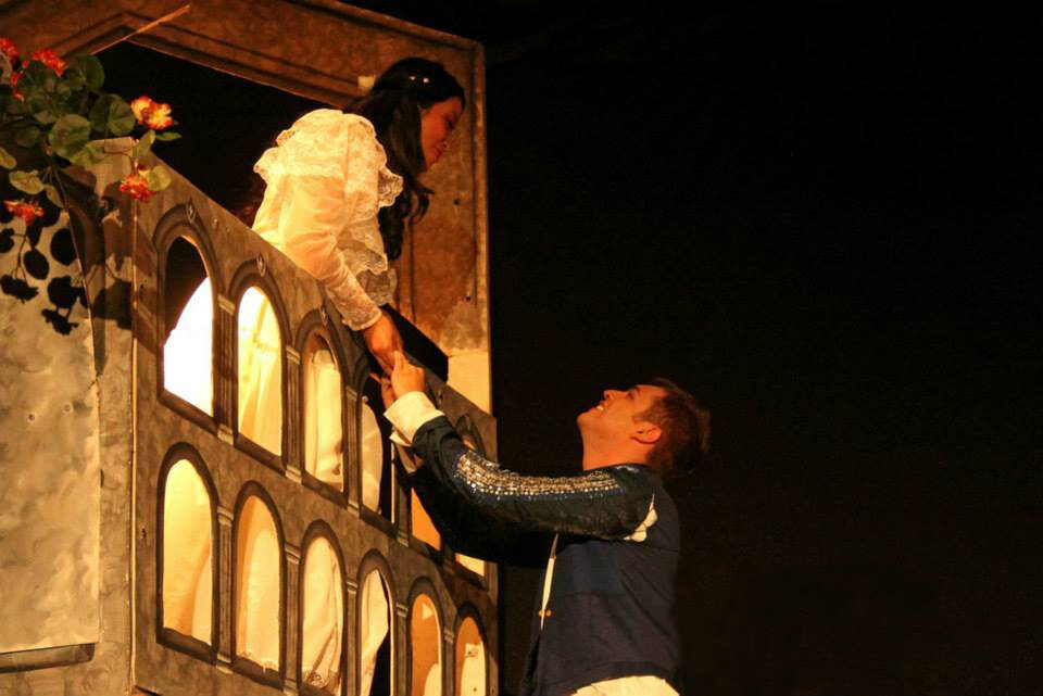 Los demás tripulantes del barco de 4.666 kilos, Xavier Fontn de Vilanova y Jorge Humberto de Perú, están condenados a la misma pena.