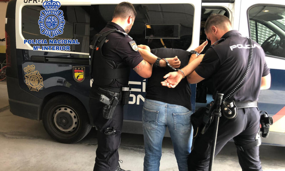 Los detenidos se han dado a la fuga.