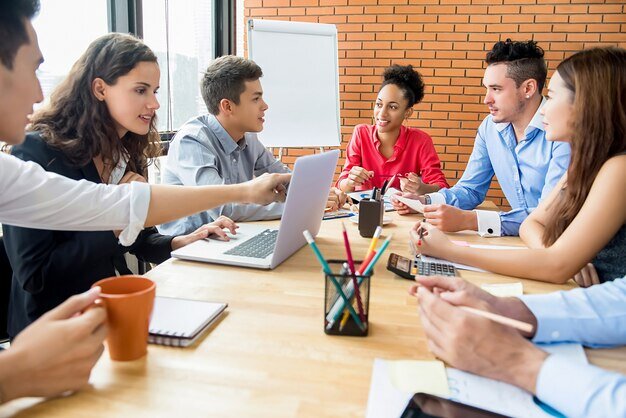 Los emprendedores exigen "consenso y coraje"