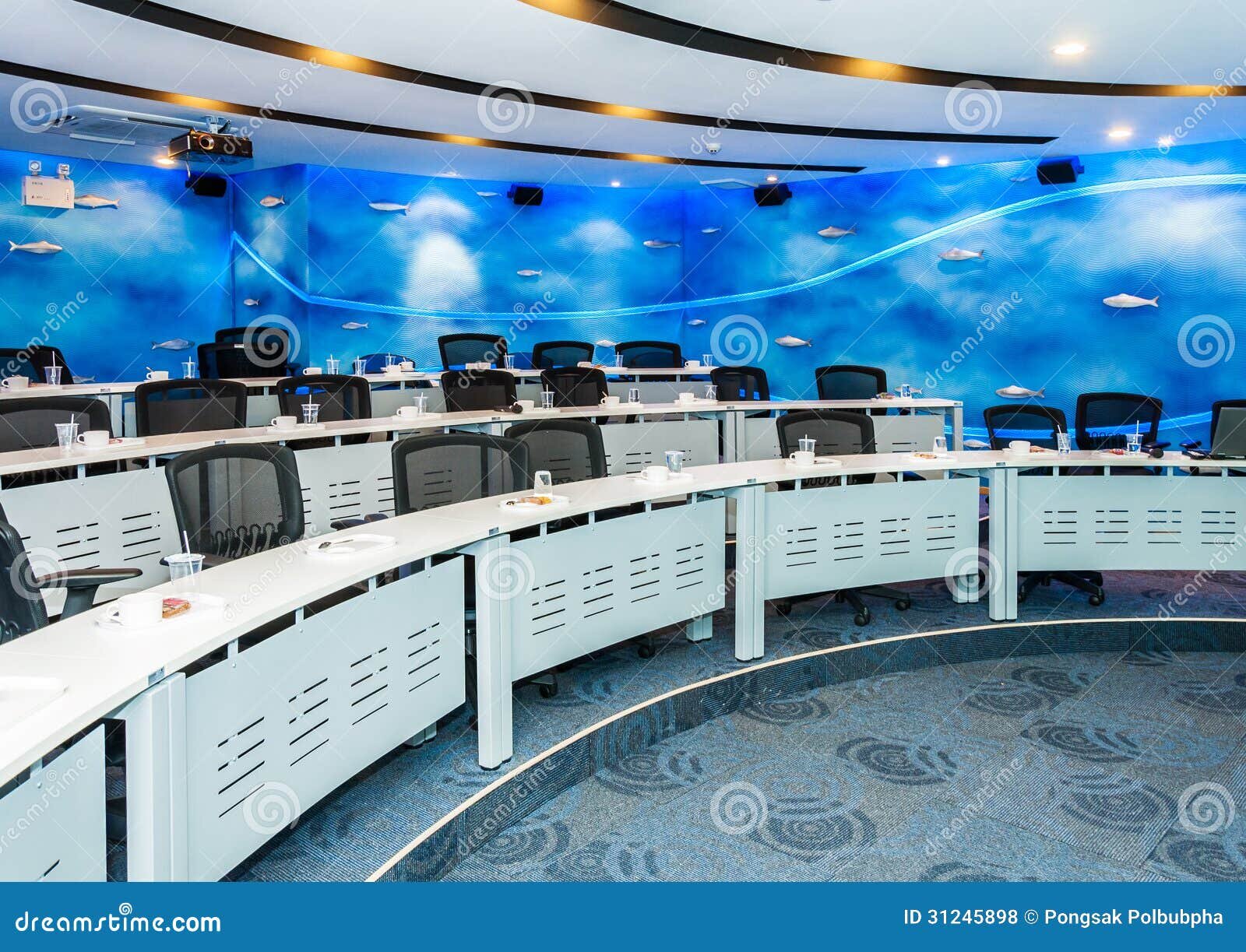 MÁSTER "CON EL PRESENTE Y EL FUTURO"