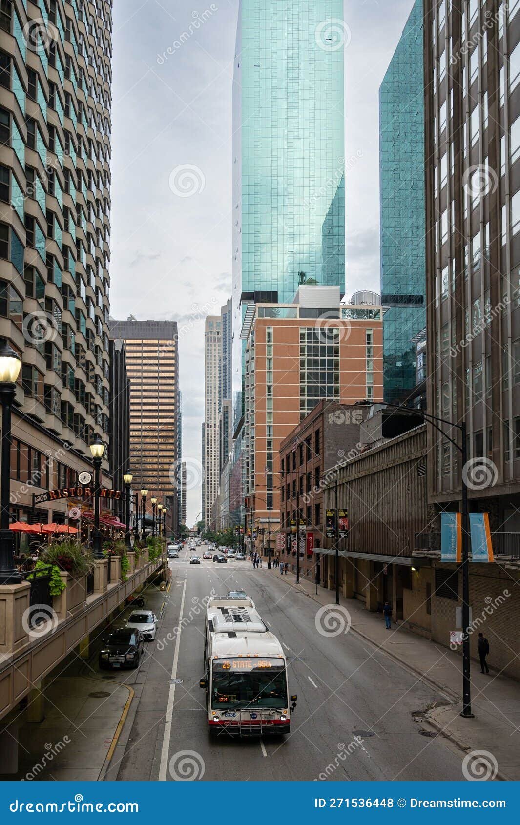 Más tráfico de peatones en Dubái