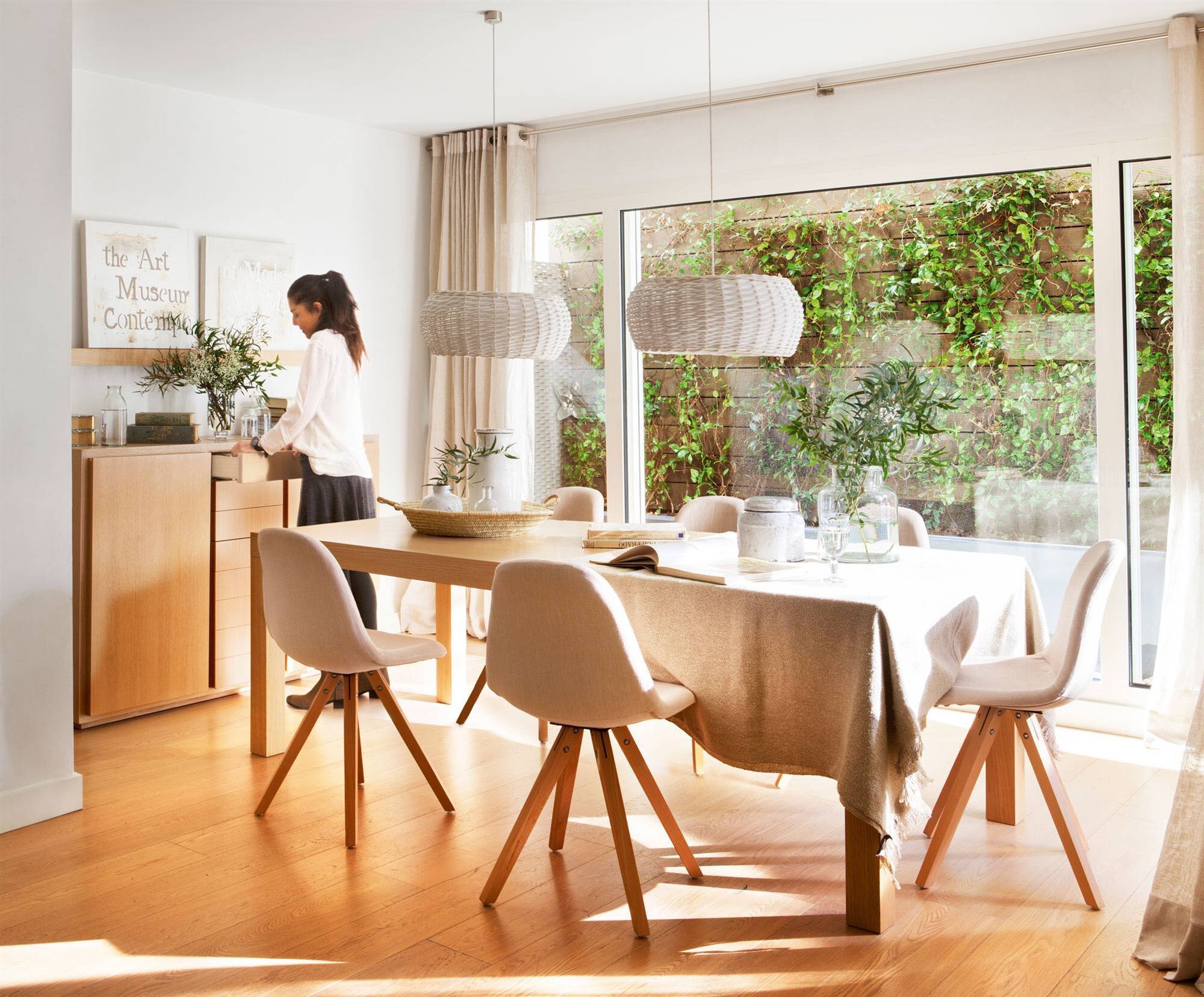 Mesas para no más de diez personas