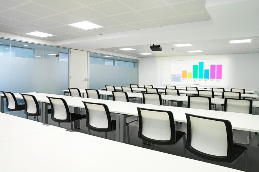 NO HAY PROGRESO EN POLÍTICA FINANCIERA   