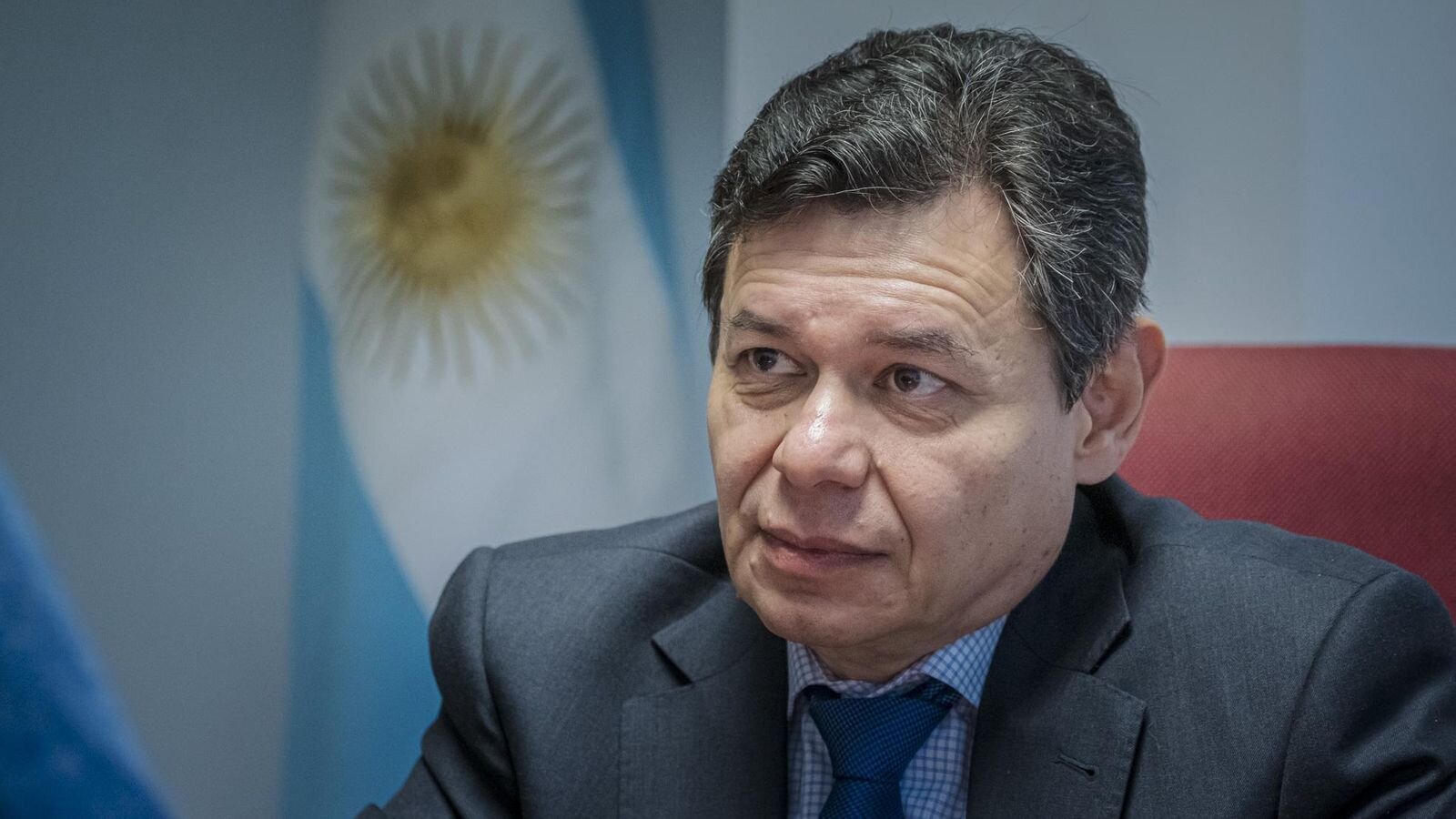 "Nos estamos concentrando aquí en la conexión especial entre los dos territorios", explica el cónsul argentino en la comunidad.