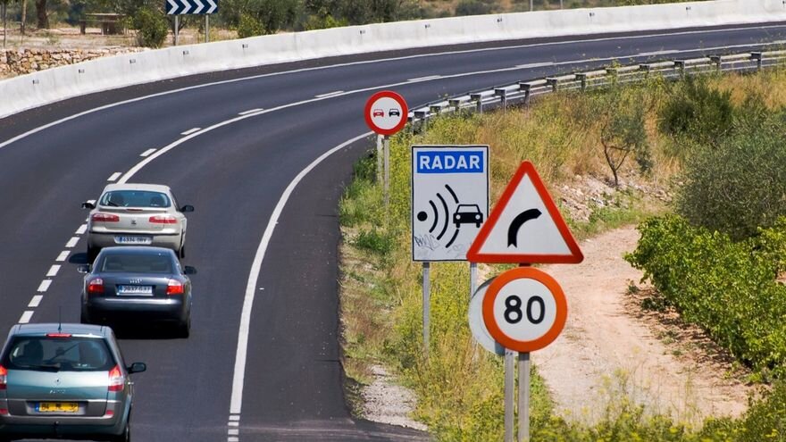 Otro radar que recibe más castigo es el de la C-65 entre Llagostera y Santa Cristina d'Aro.  instalado