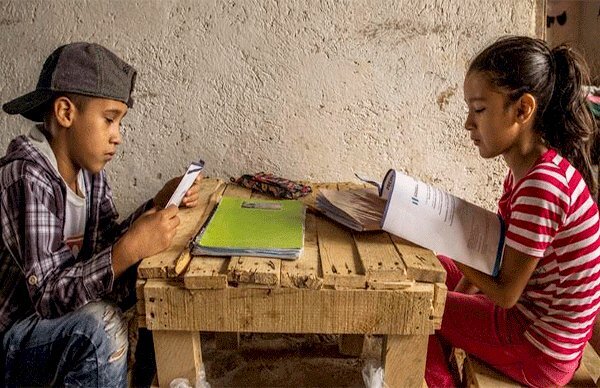 Pone en peligro las prácticas de más de un millón de universitarios y formación profesional en España