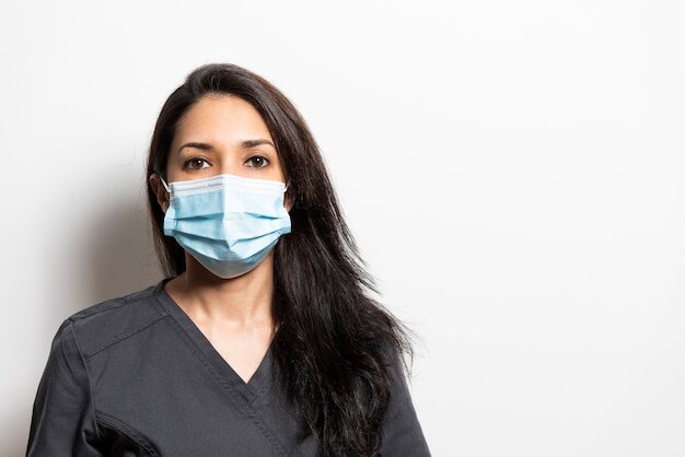 Salut trabaja en "intensificar inmediatamente" el calendario de vacunación de familiares