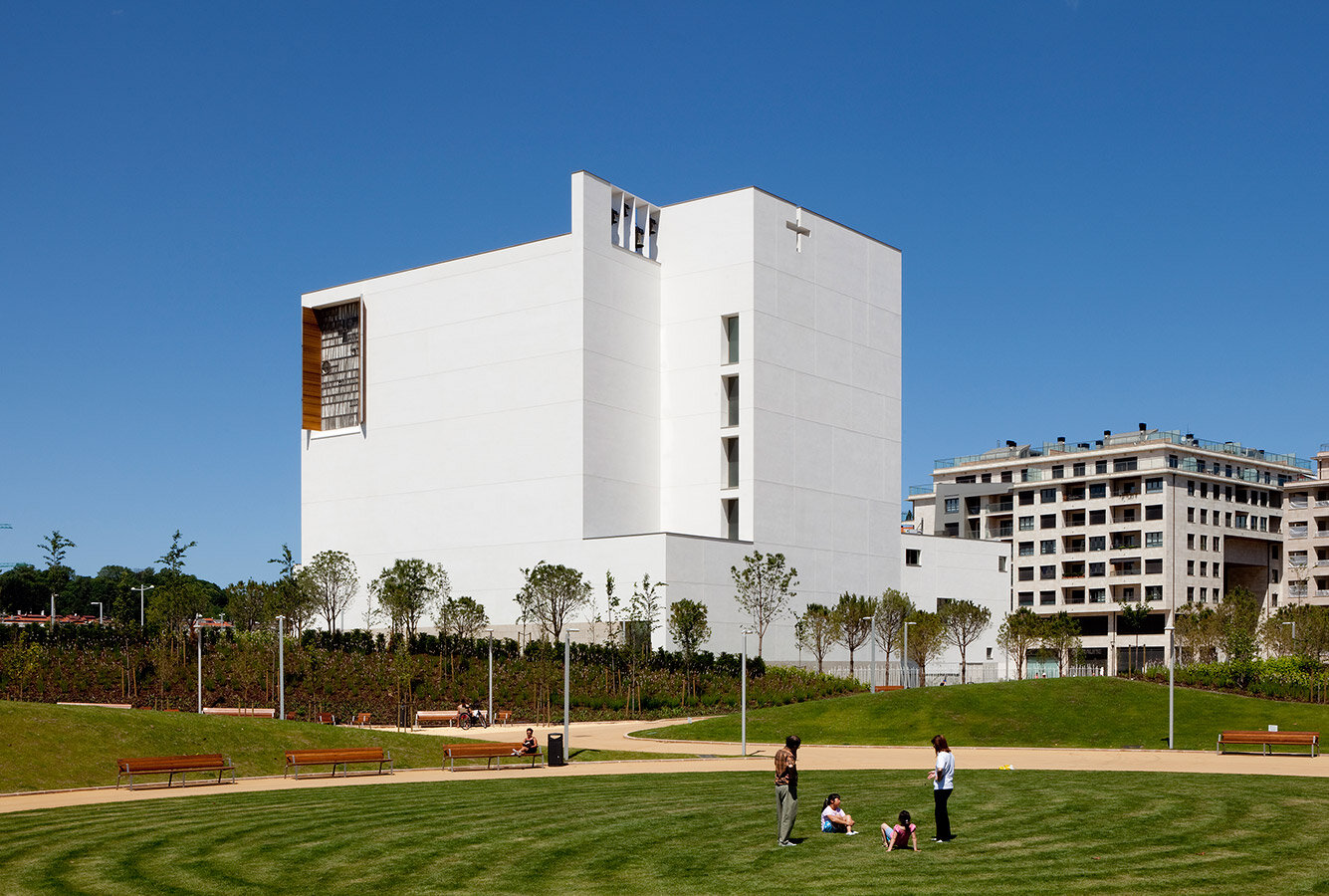 Servera consiguió que Rafael Moneo diseñara el edificio de cimentación