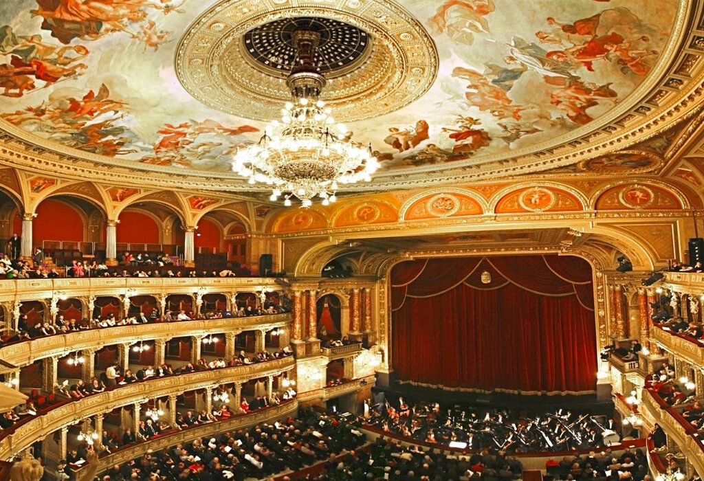 Sinfonías y óperas baleares