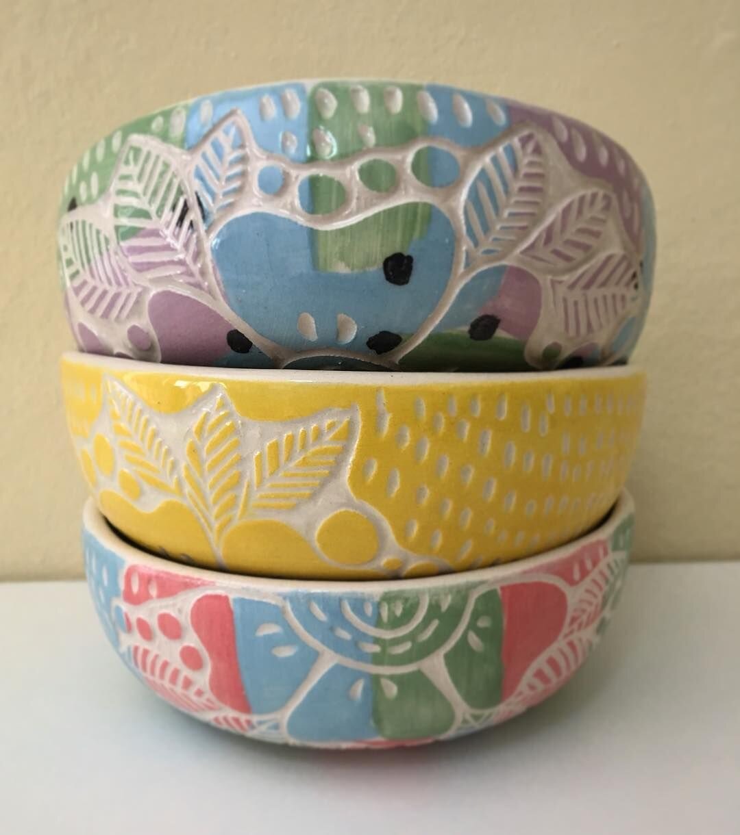 También cazuelas y platos