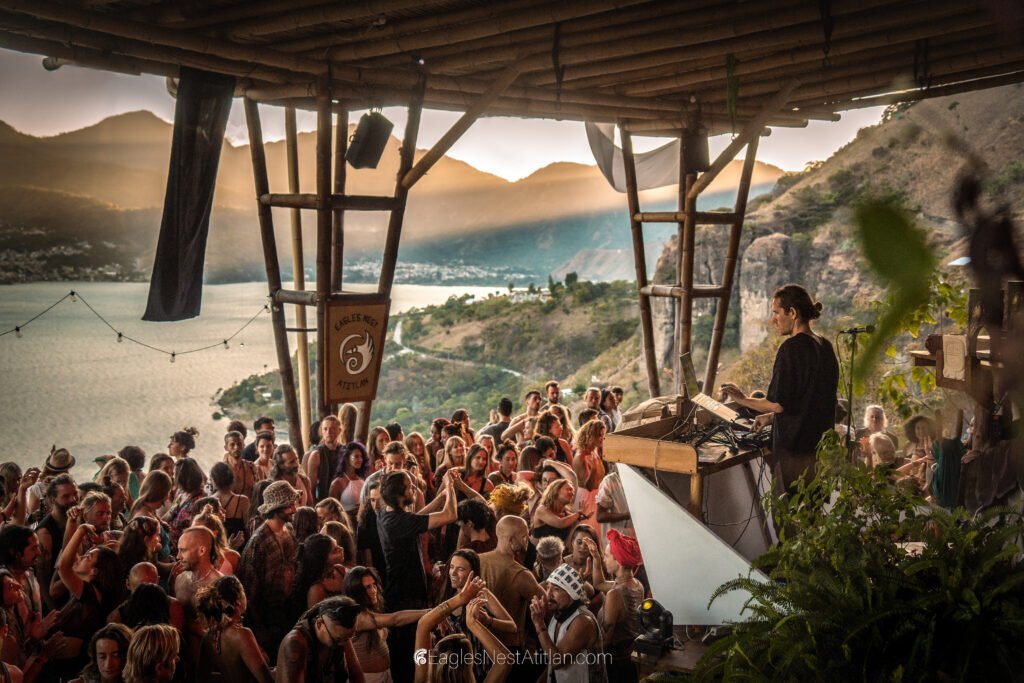 Titus Carpa Badalona, Cocoa, Arena o la Daurada son algunos de los clubes que han decidido cerrar hasta nuevo aviso