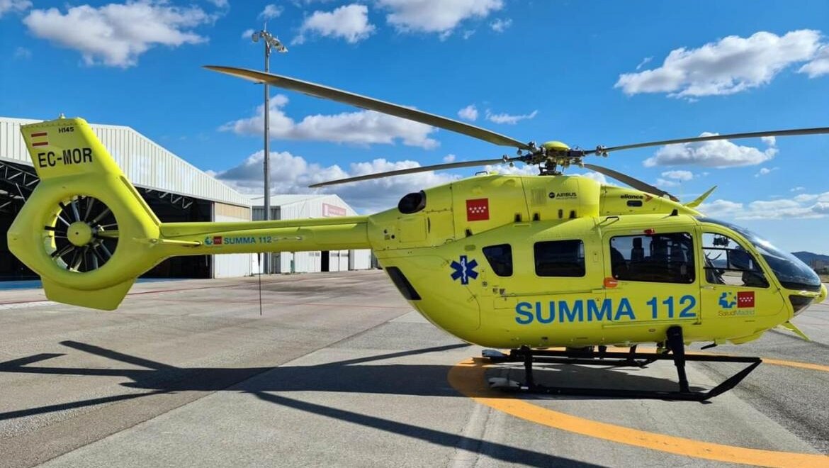 Un helicóptero médico se dirigió a la escena, pero no se pudo hacer nada para salvar su vida.