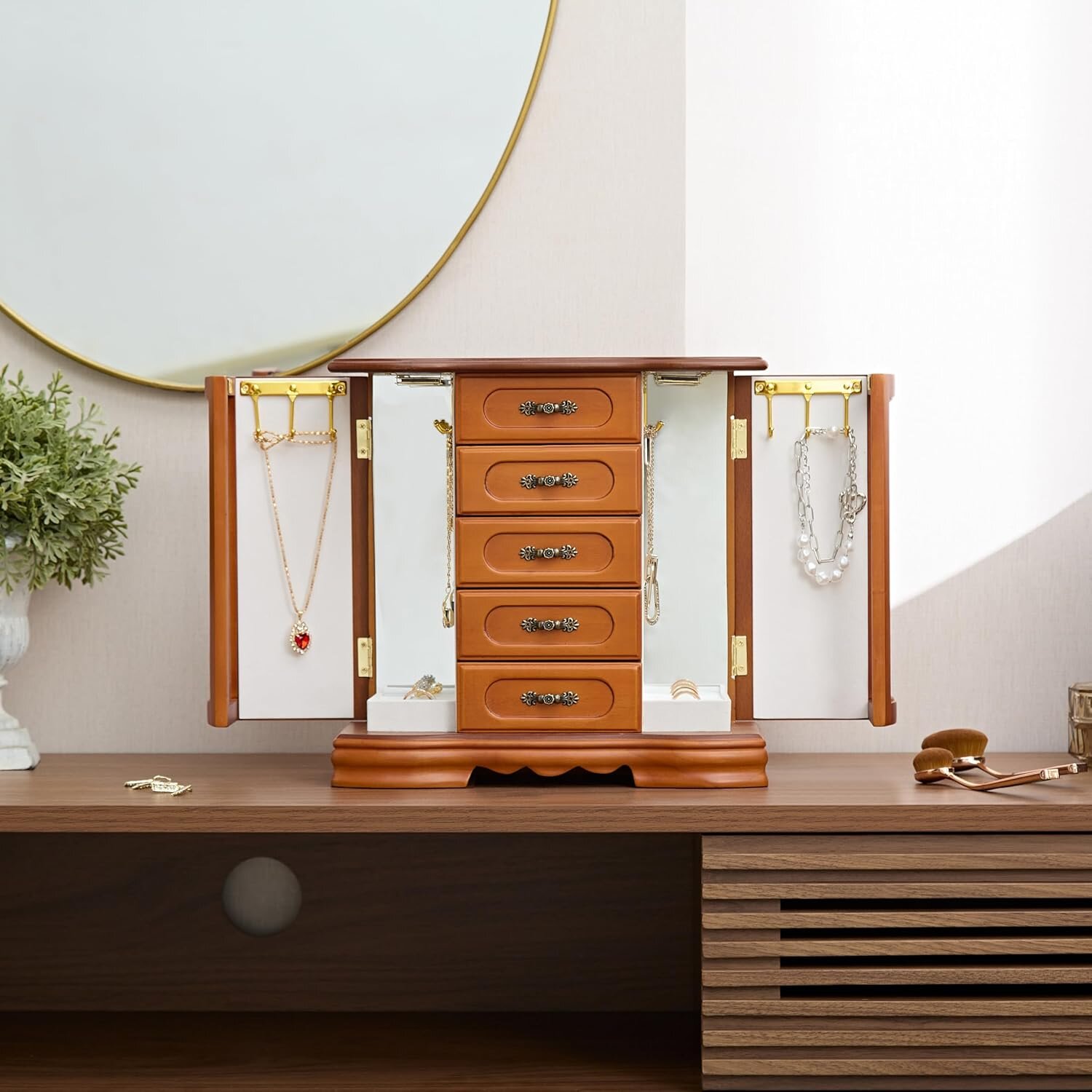 Mantenimiento y cuidado del joyero