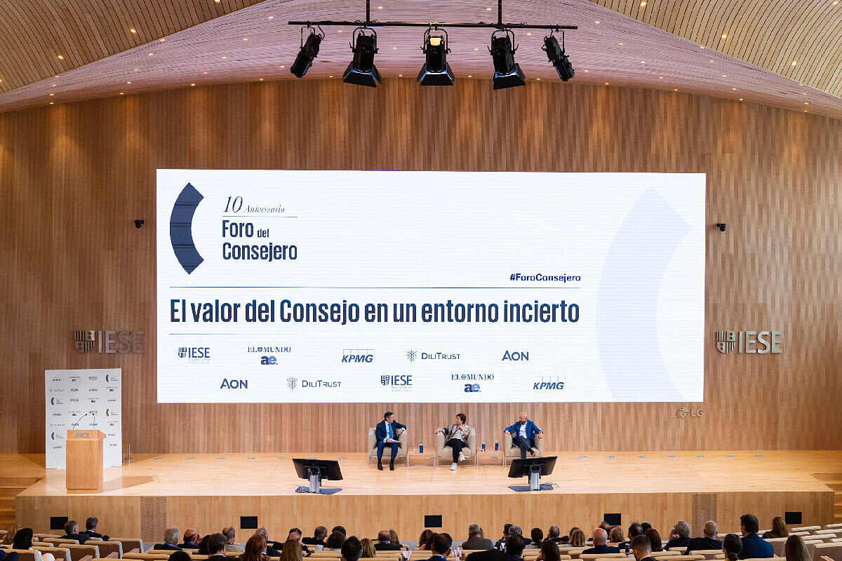 El consejero defiende la actuación de la Junta