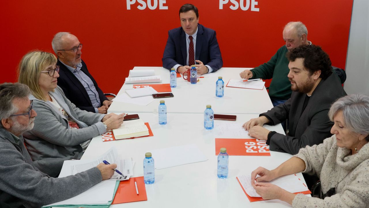 Formoso recomienda a Rueda «votar menos Radio María» y le acusa de ser «más derechista» que Mañueco