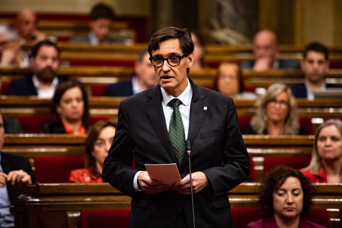 Illa (PSC) critica al Gobierno por su «incapacidad para poner rumbo a Cataluña»