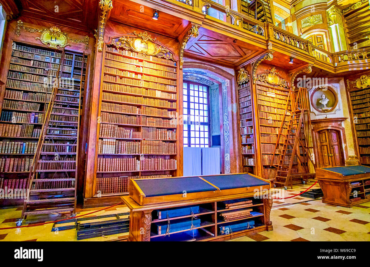 'BIBLIOTECAS DE PEREGRINOS'