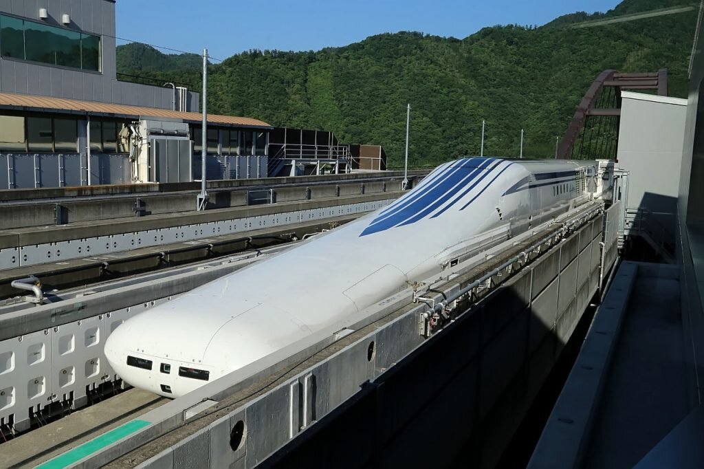 Calendario Maglev abierto