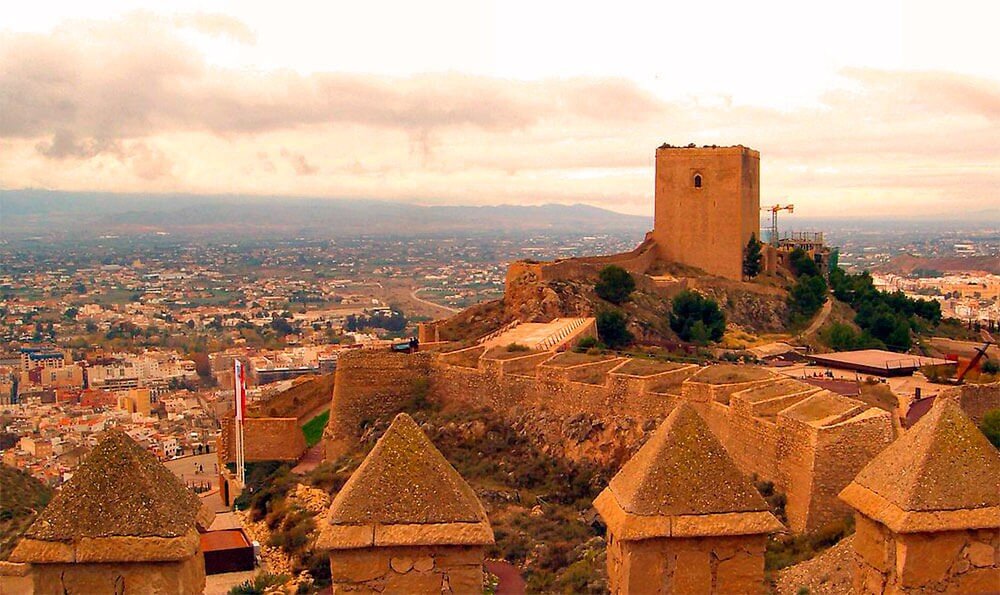 Gracias al esfuerzo de los murcianos, la región avanza hacia la normalidad
