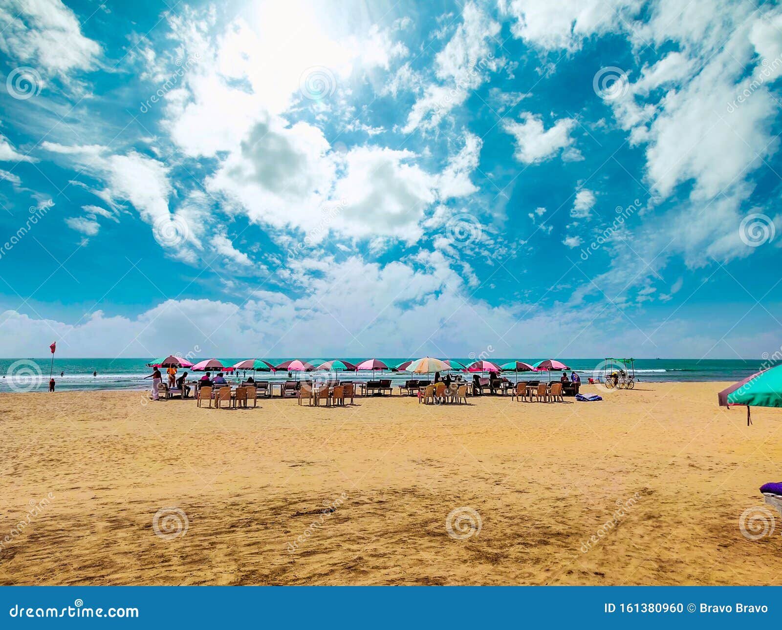 Las playas donde ha subido el sueldo aceptan más candidatos