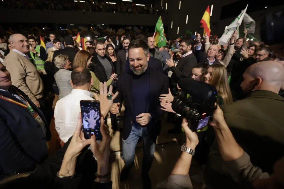 Y llegó Abascal