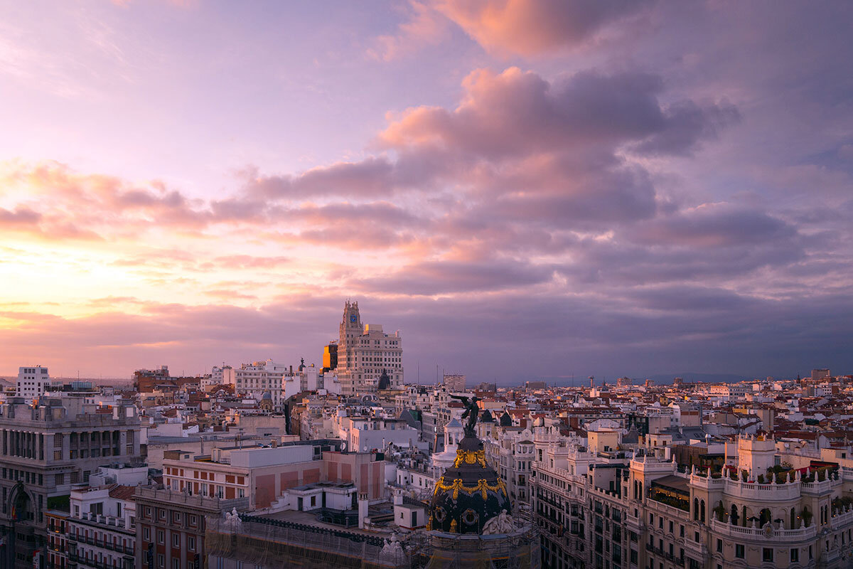 Las ciudades y las industrias se vuelven visibles como finales