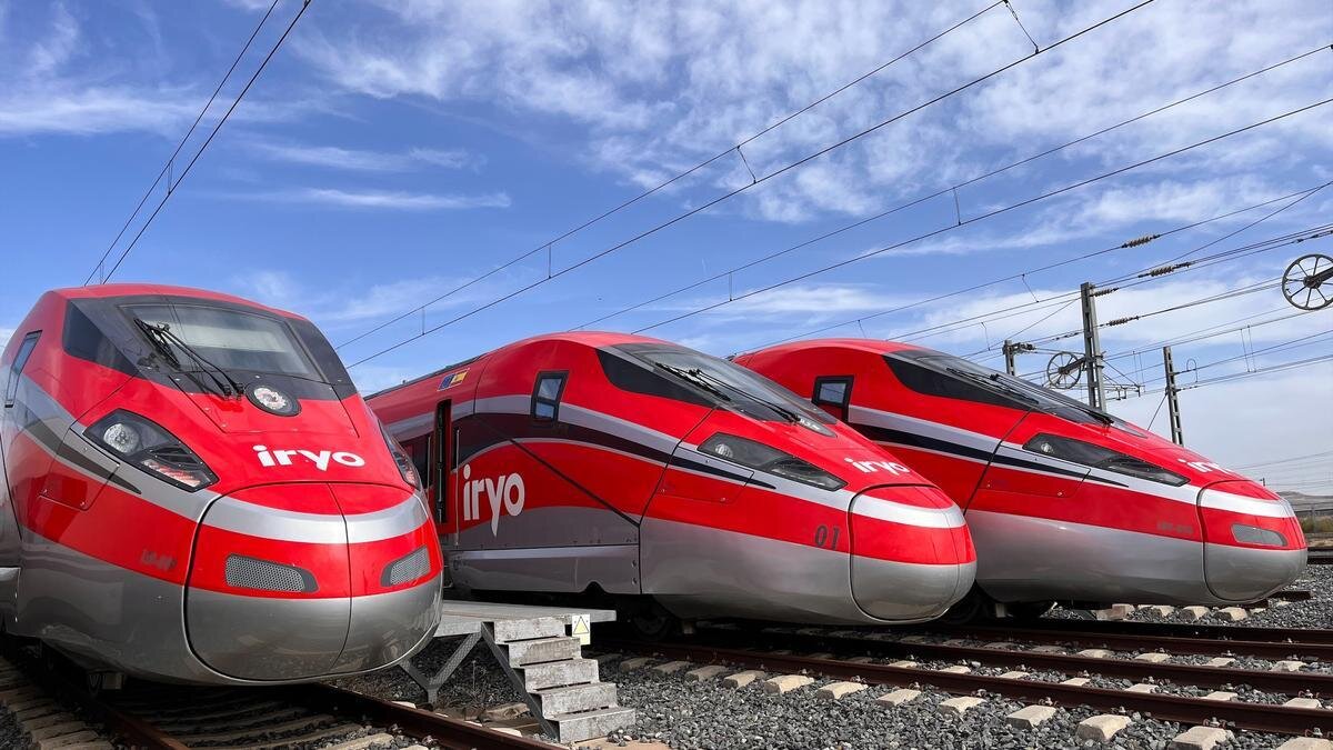 Tres trenes en prueba antes de finales de 2026