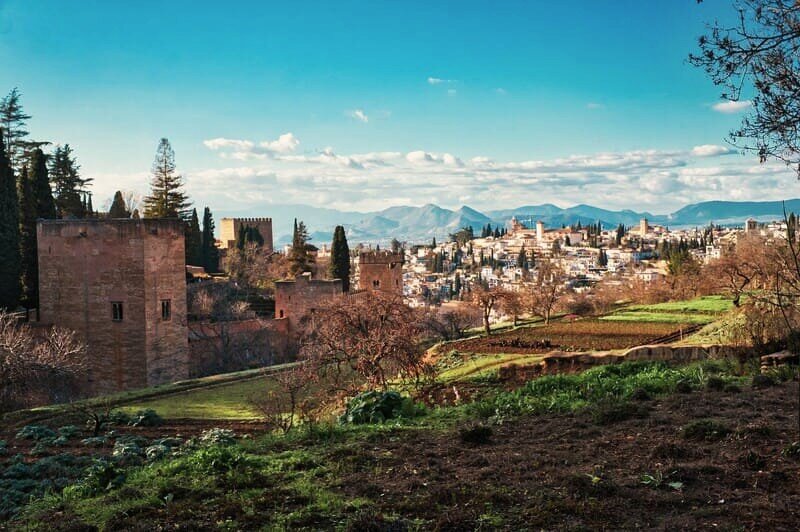 5. Granada: cultura, miradores y sabores del otoño