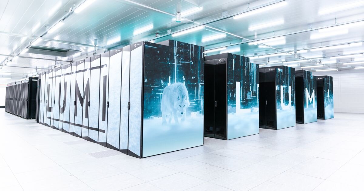 Una supercomputadora de dos mundos